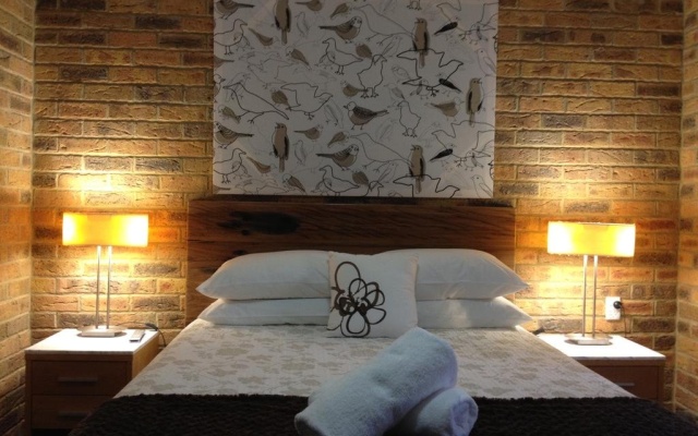 Hawks Nest Motel – Guest Rooms – Hawks Nest