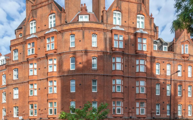 Sloane Place