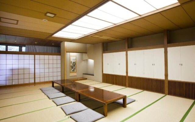 Shiki Resort Gora Saika