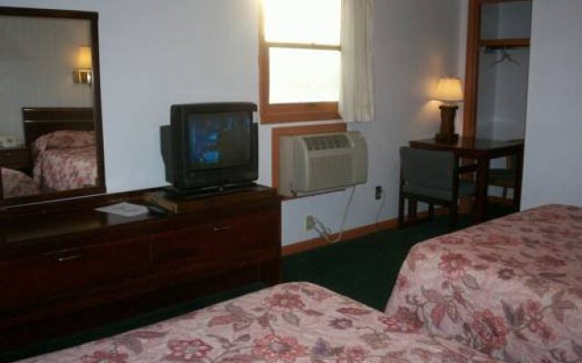 Colonial Inn
