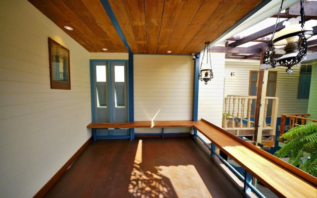 Priya Boutique House