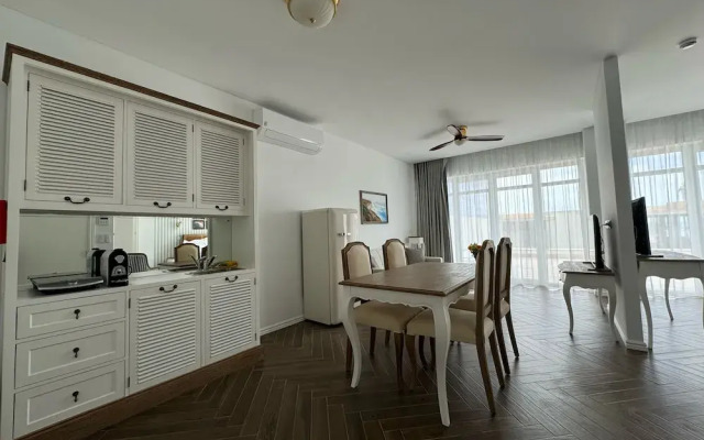 Ocean View Apartments - Ocean View