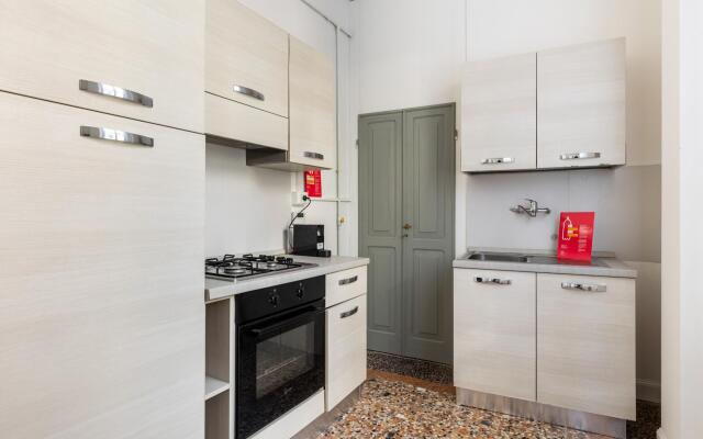 Nazario Sauro 14 - Bilocale con balcone