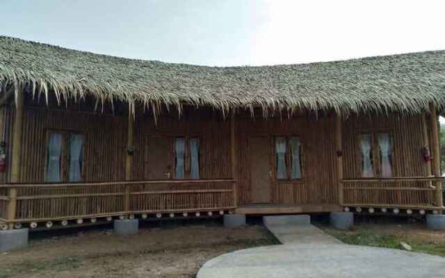 Balkondes Kembanglimus