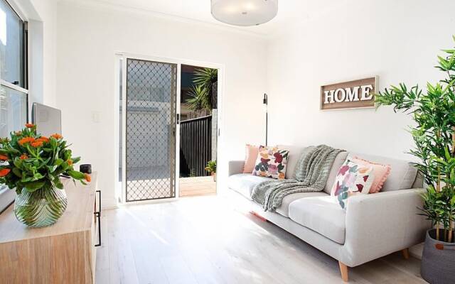 THE RENWICK - Hosted by: L'Abode Accommodation