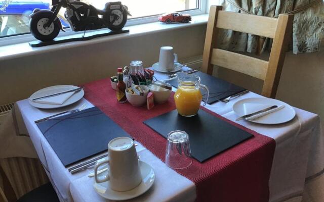 Alba Bed  Breakfast