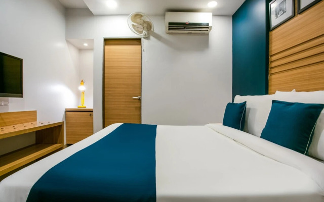 SilverKey Executive Stays 47467 Opposite Marol Metro Pillar 278