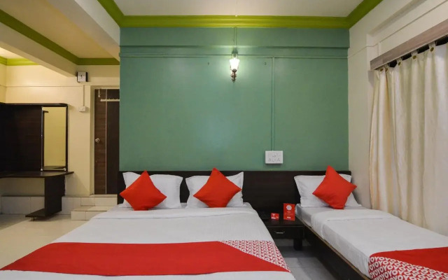 Hotel Nikhil Garden