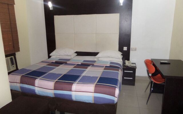 Alluring View Hotel