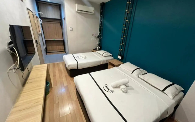 OYO 205 Smile Hotel Wangsa Maju