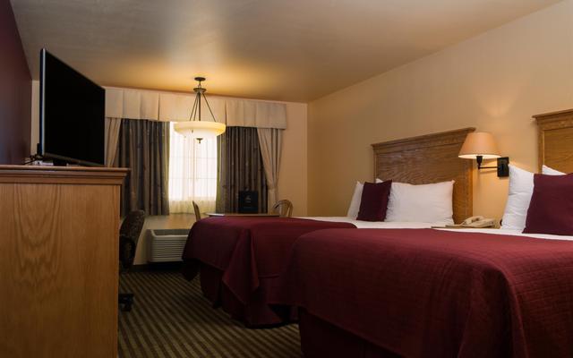 Best Western Plus Caldwell Inn & Suites