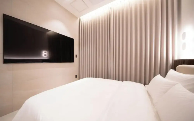 Hound Hotel Daecheon