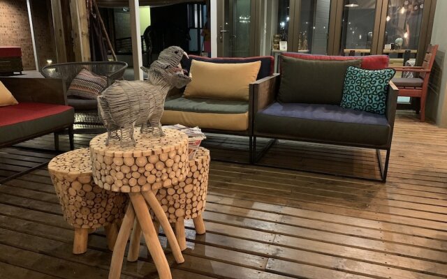 Ndhula Luxury Tented Lodge