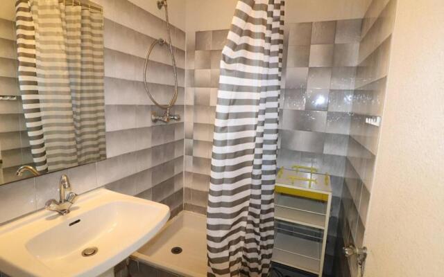 Appartement Le Grau-du-Roi, 2 pièces, 4 personnes - FR-1-307-11