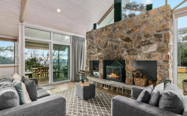 Silvertop Apartment