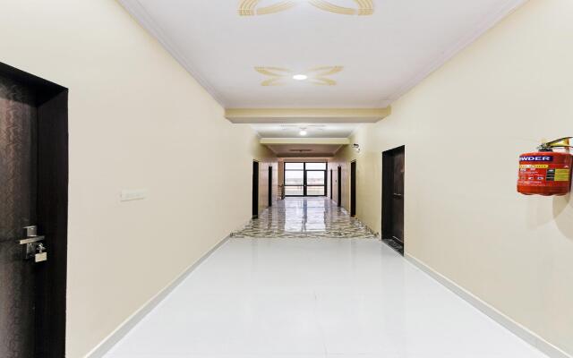 OYO 30328 Hotel Shyam Palace