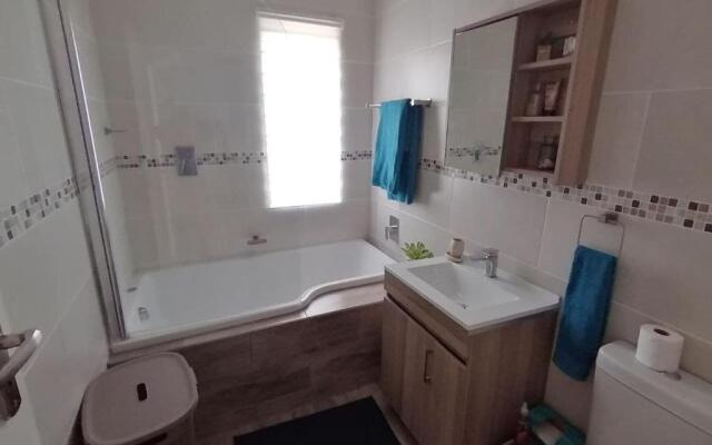 C-Side Apartment Hibberdene