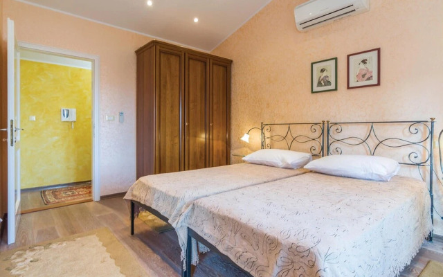 Nice Home in Rovinj With Wifi and 2 Bedrooms