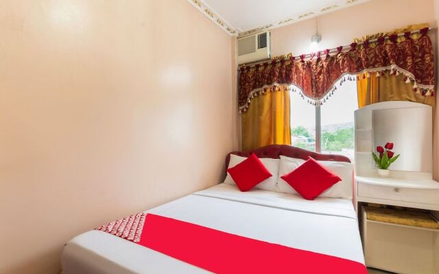 OYO 491 J & H Apartments