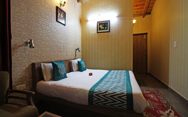 The Raikwals Hotel and Resturant