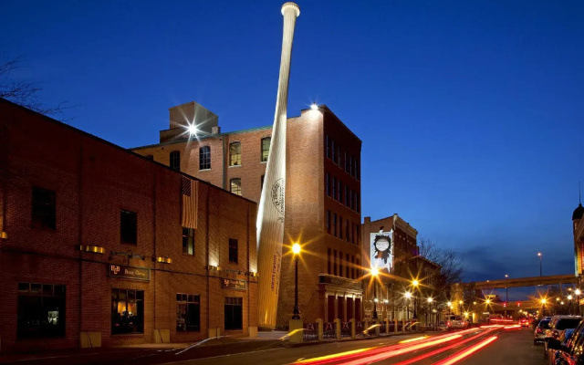 Sheraton Louisville Riverside Hotel