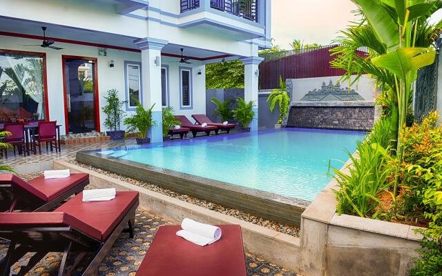 The Villa Secret Garden