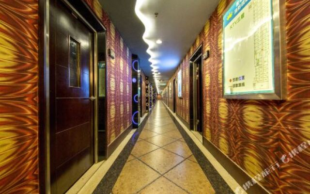 Huangguang Holiday Hotel