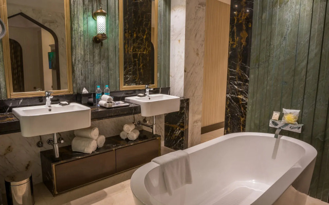Sheraton Hyderabad Hotel