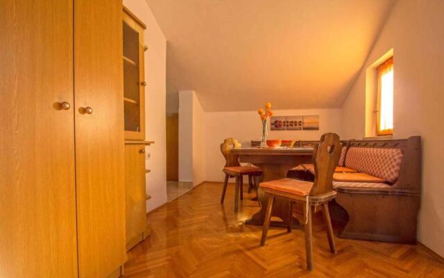 Apartments in Novi Vinodolski 39135