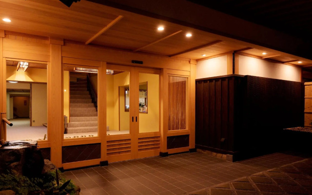 Atami Onsen Sampeiso