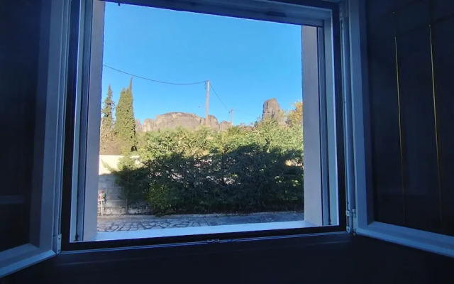 Kastraki House with a view