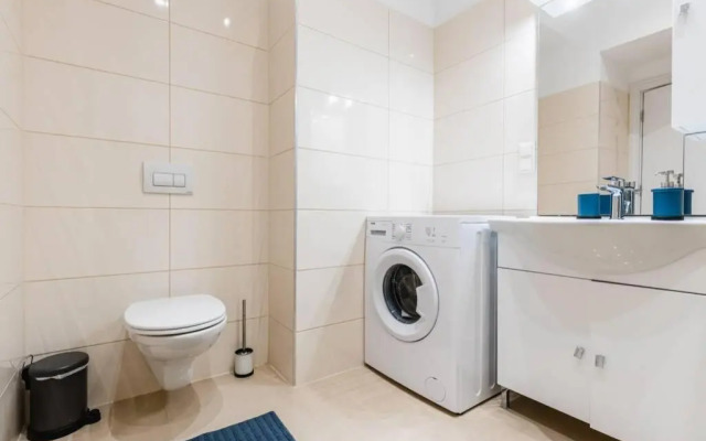 Family apartment next to Danube river