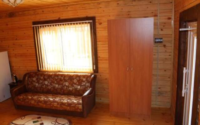 Guesthouse on Pribrezhnaya 73