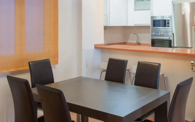 Chamberi Scene 2 Bedroom Home in Chamberi