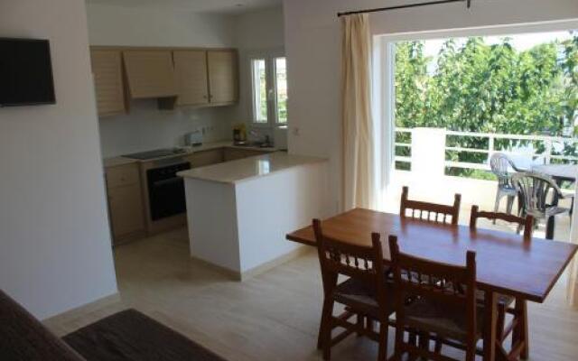 Apartamentos Rayma I-II-III