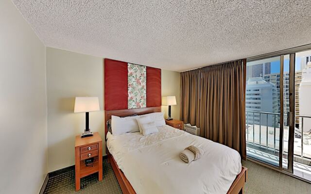 Pacific Monarch 901 Condo By Redawning