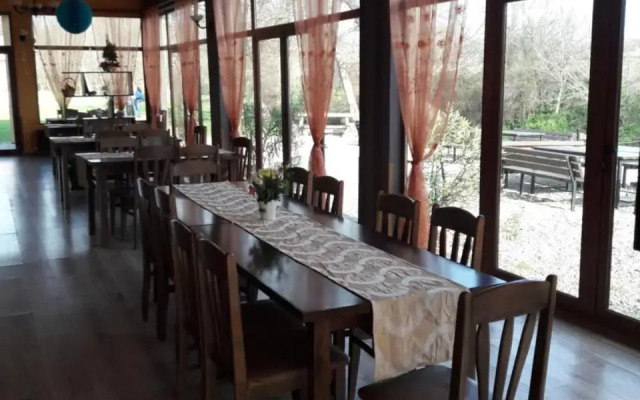 Perpershka River Villas