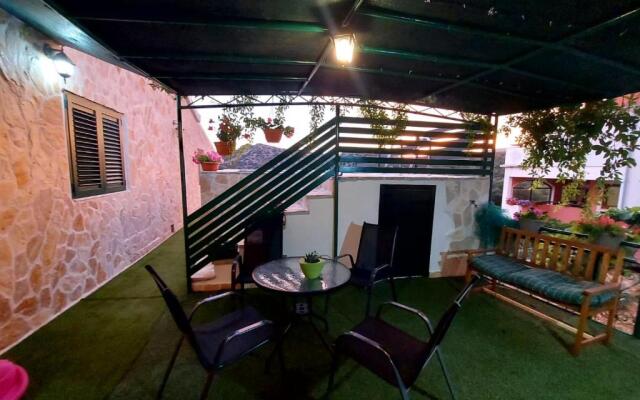 Apartment Igralište Mirakul