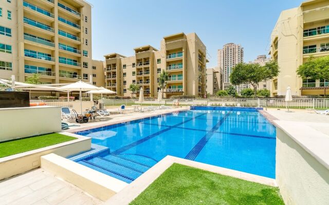 1 Bedroom Apartment Greens