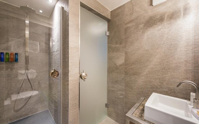 Backstage Hotel Serviced Apartments