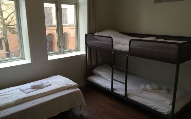BREEZE Hotel Victoria