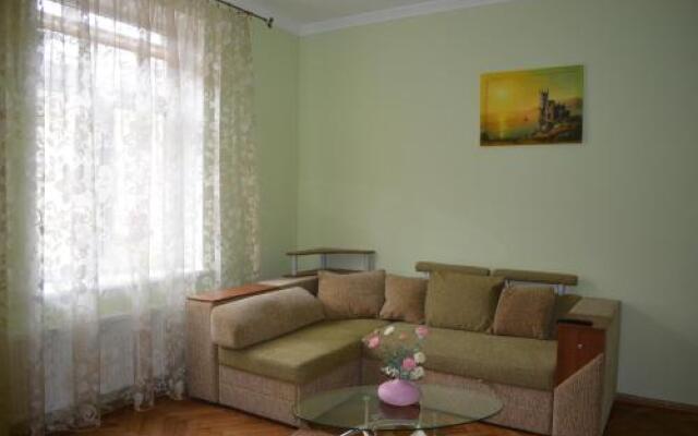 Lviv's Prospekt Shevchenka Apartments