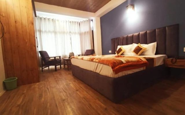 Hotel Link Way