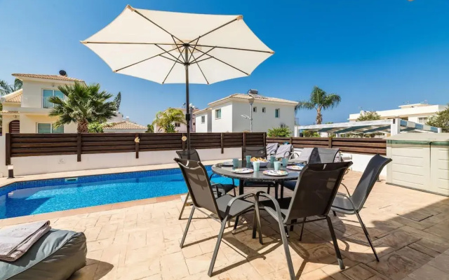 Villa Amesta in Protaras
