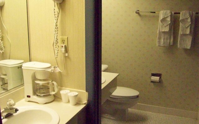 Courtesy Inn