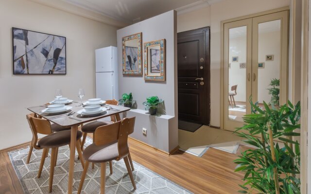 Gorgeous Central 1BR Apt near Galataport