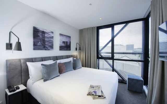 Oaks R Suites Geelong