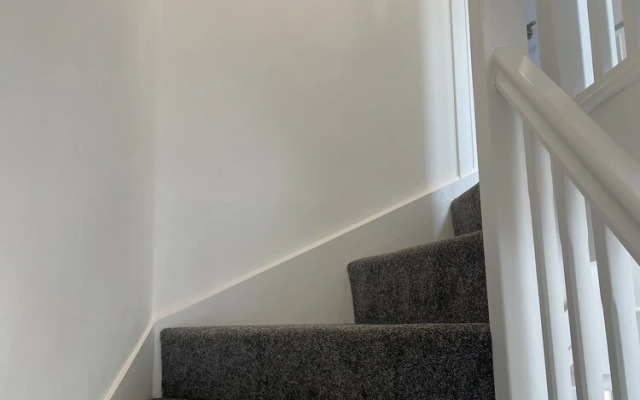 Beautiful 3-bed House in Derby With Parking