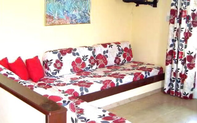 Corina Apartments
