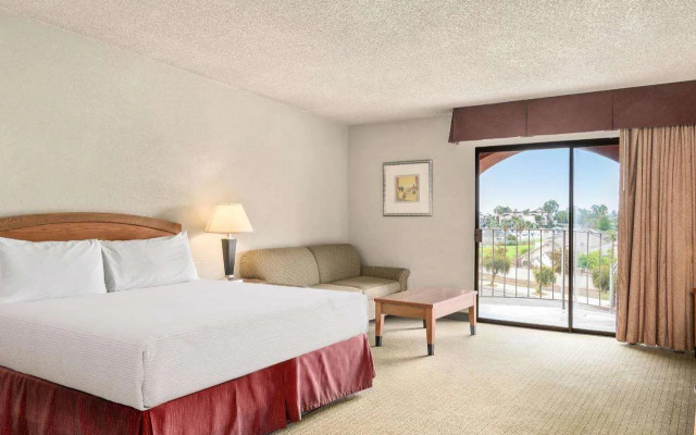 Best Western Golden Sails Hotel